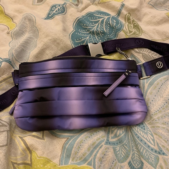 lululemon athletica Handbags - Lululemon fanny pack